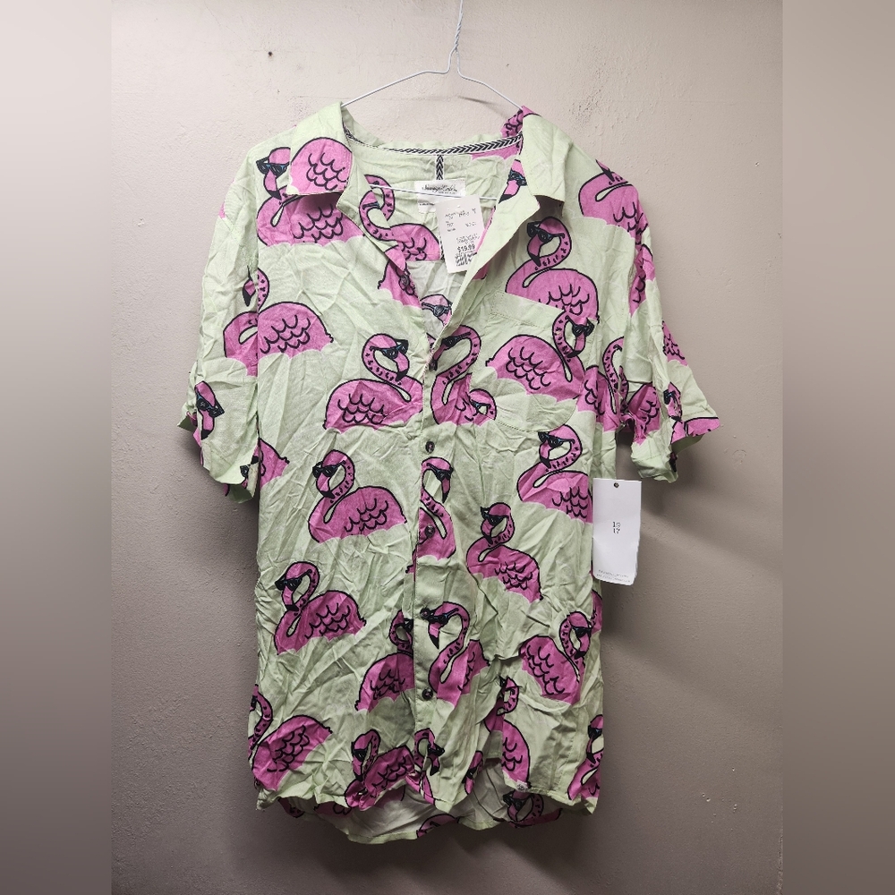 Sovereign Code Cool Flamingo Print Classic Button Up Tee Seafoam Green M Flaw